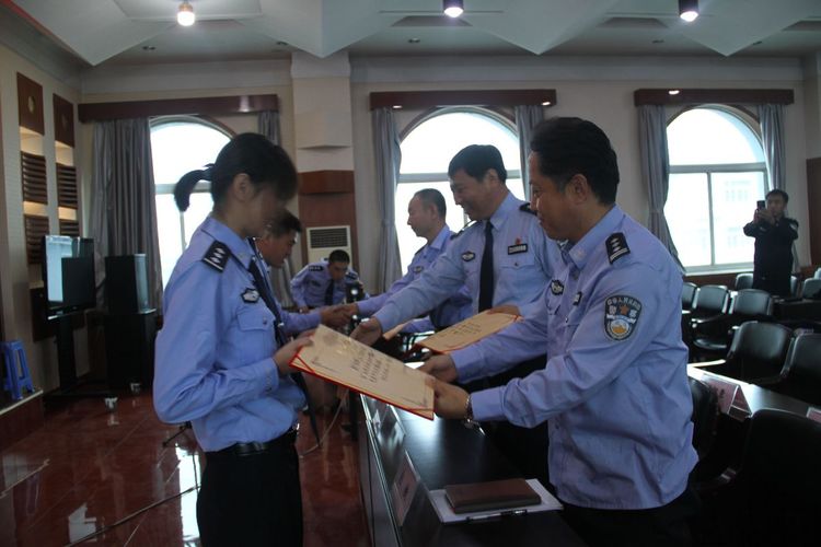 5baddf263cea3.jpg c82874ef43d00001d11214c08f601eb0.jpg