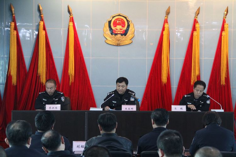 5bd9583d5a23f.jpg c833197031700001392a1580fbb086d0.jpg