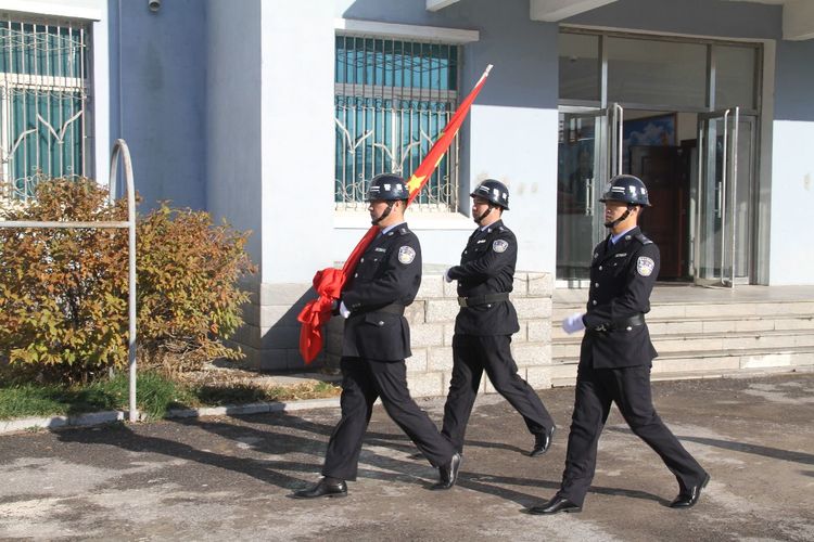 5be0db4d0bbdf.jpg c834b481cc500001f060eb00d7501e97.jpg