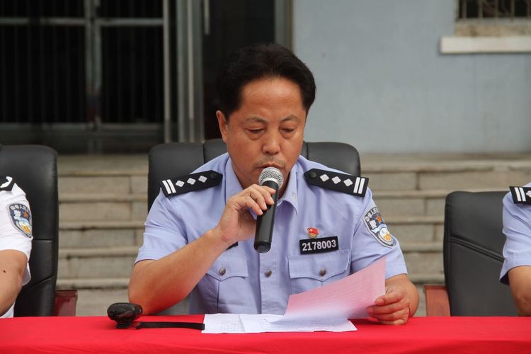 5be0e08625a6c.jpg c81f241bd4c00001f6c78d1043942c30.jpg