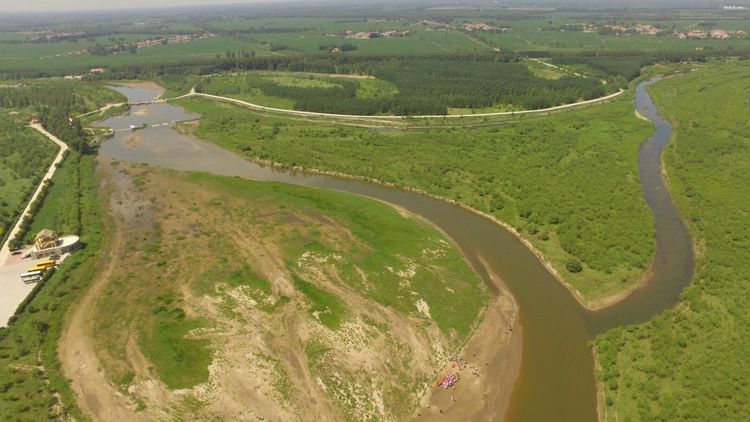 5be9291865de8.jpg c80aeb29048000014f6f176b17706120.jpg