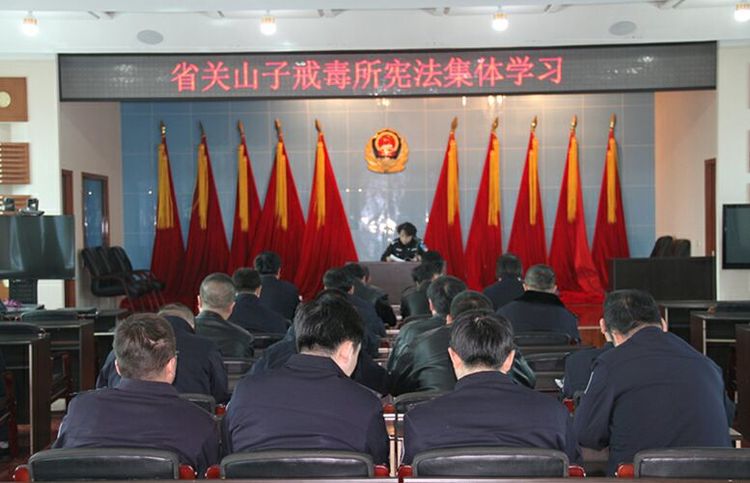 5be967fe8f995.jpg 1.jpg