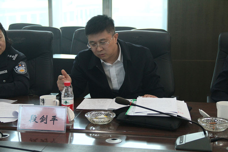 5be96a1c2e6ab.jpg 5.jpg