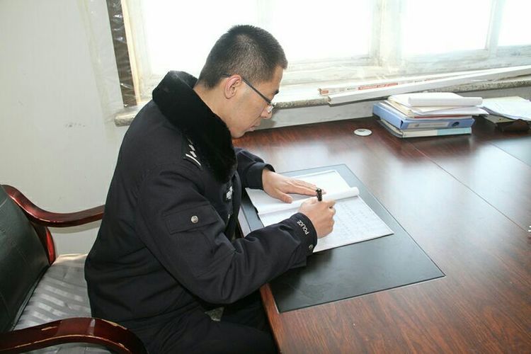 5be96c16642b6.jpg 14.jpg