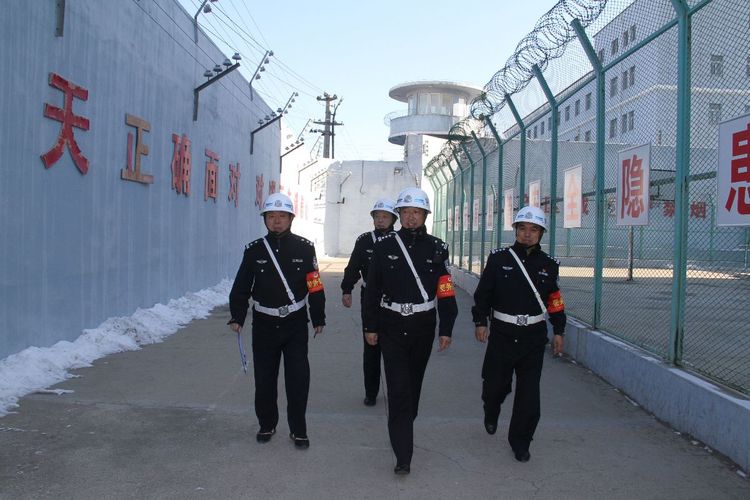 5bf7a8a3d1f28.jpg c83a7d2fc31000018b581dd01d20188f.jpg